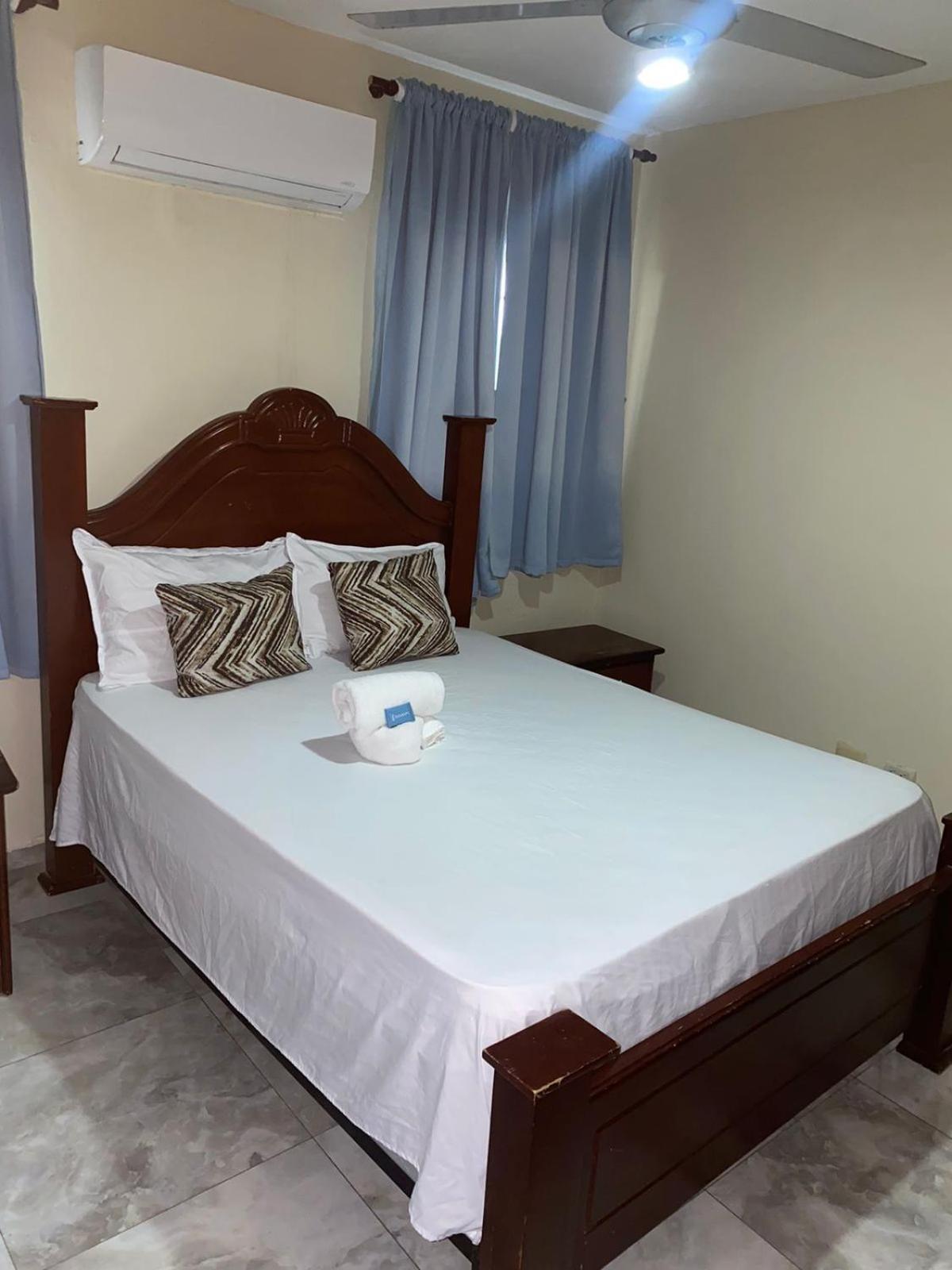 Hotel Enrique II Zona Colonial Vista Al Malecon Santo Domingo Zewnętrze zdjęcie