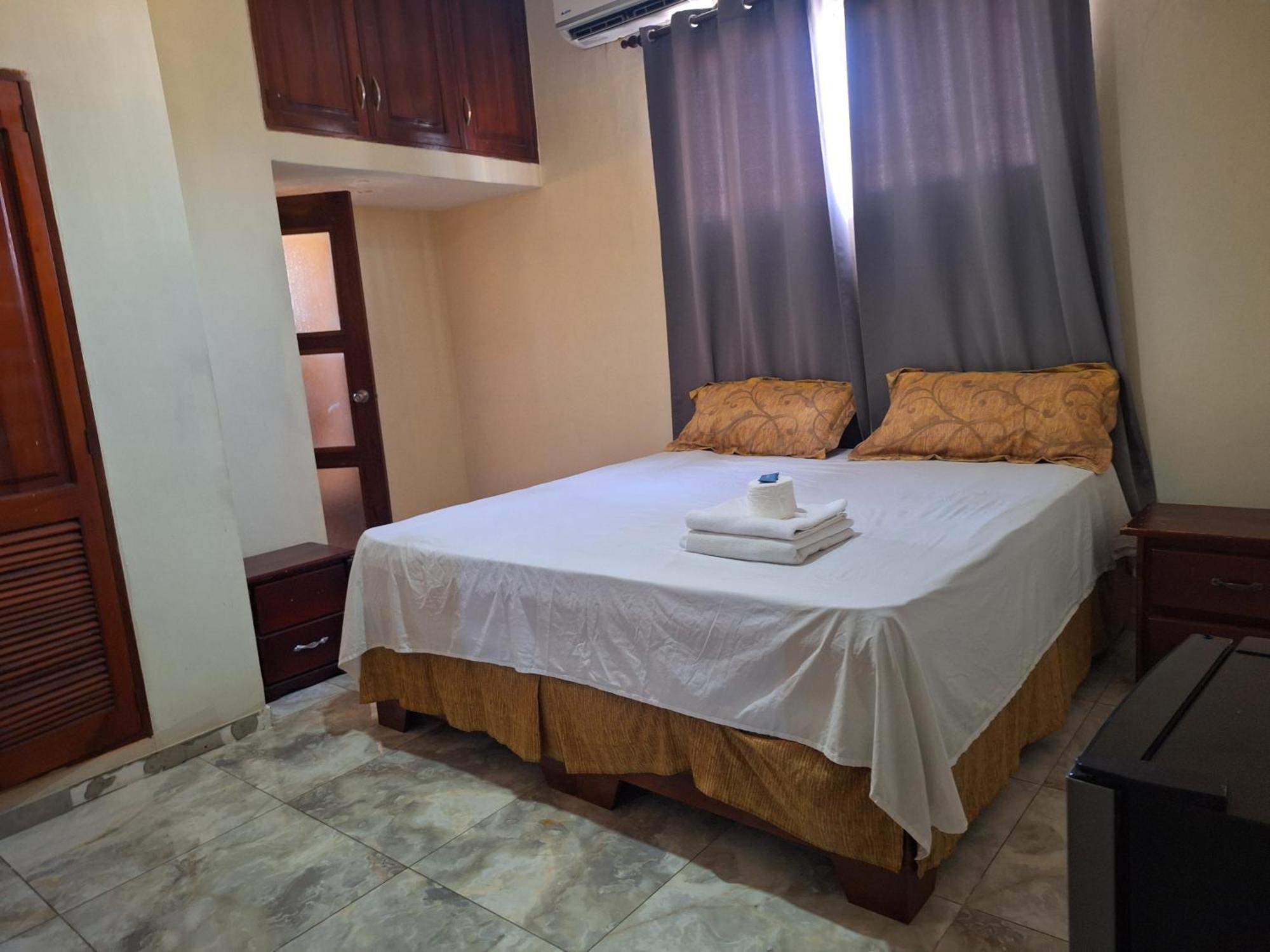Hotel Enrique II Zona Colonial Vista Al Malecon Santo Domingo Zewnętrze zdjęcie